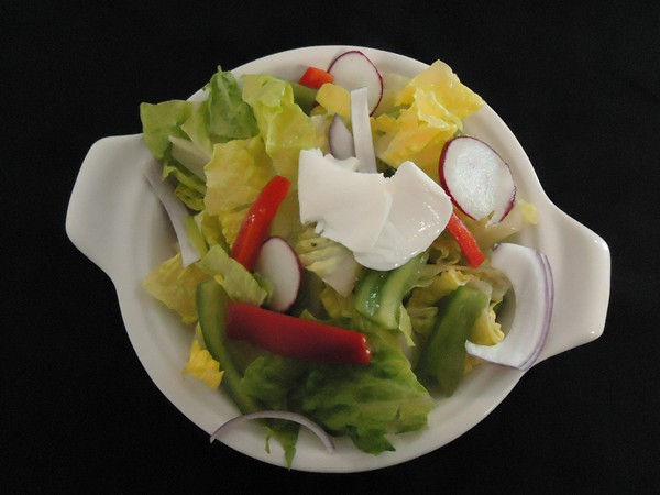 http://www.craneandpelican.com/wp-content/uploads/2017/01/600house_salad.jpg